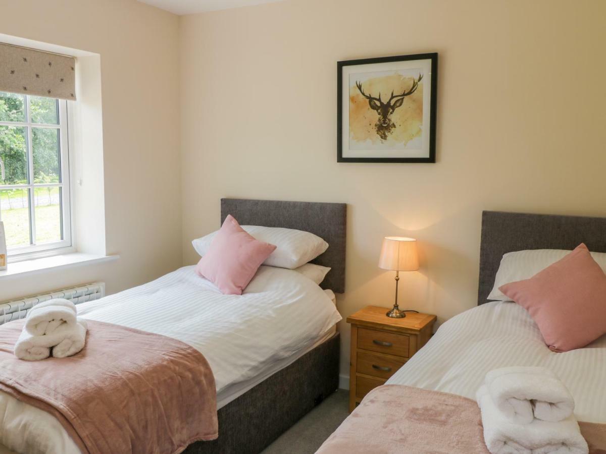 Ryedale Country Lodges - Willow Lodge York Ngoại thất bức ảnh
