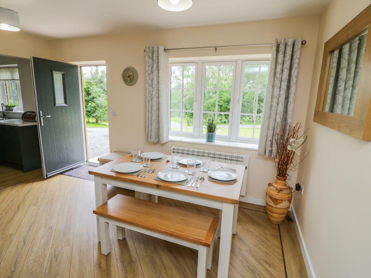 Ryedale Country Lodges - Willow Lodge York Ngoại thất bức ảnh